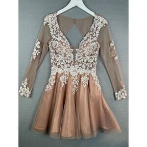 GB Fit and Flare Formal Dress Women 5 Nude Illusion White Lace Pearl Sequin NEW